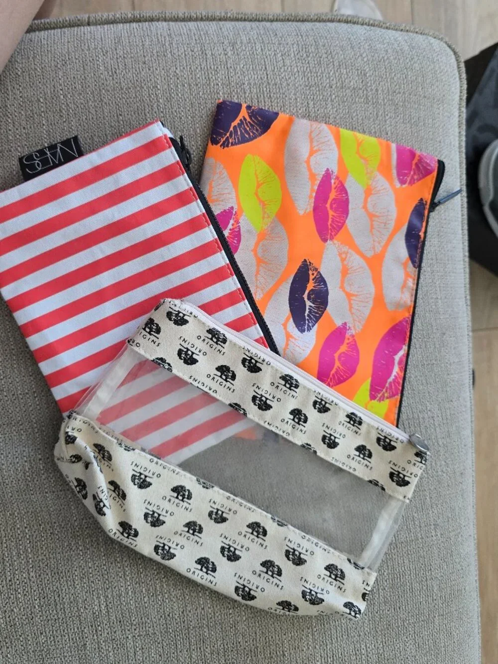Cosmetic /Make-up Bags (lot of 6) New no tags Approx. 7.5